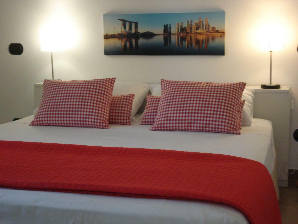 Bed and Breakfast Globetrotter Формия Экстерьер фото